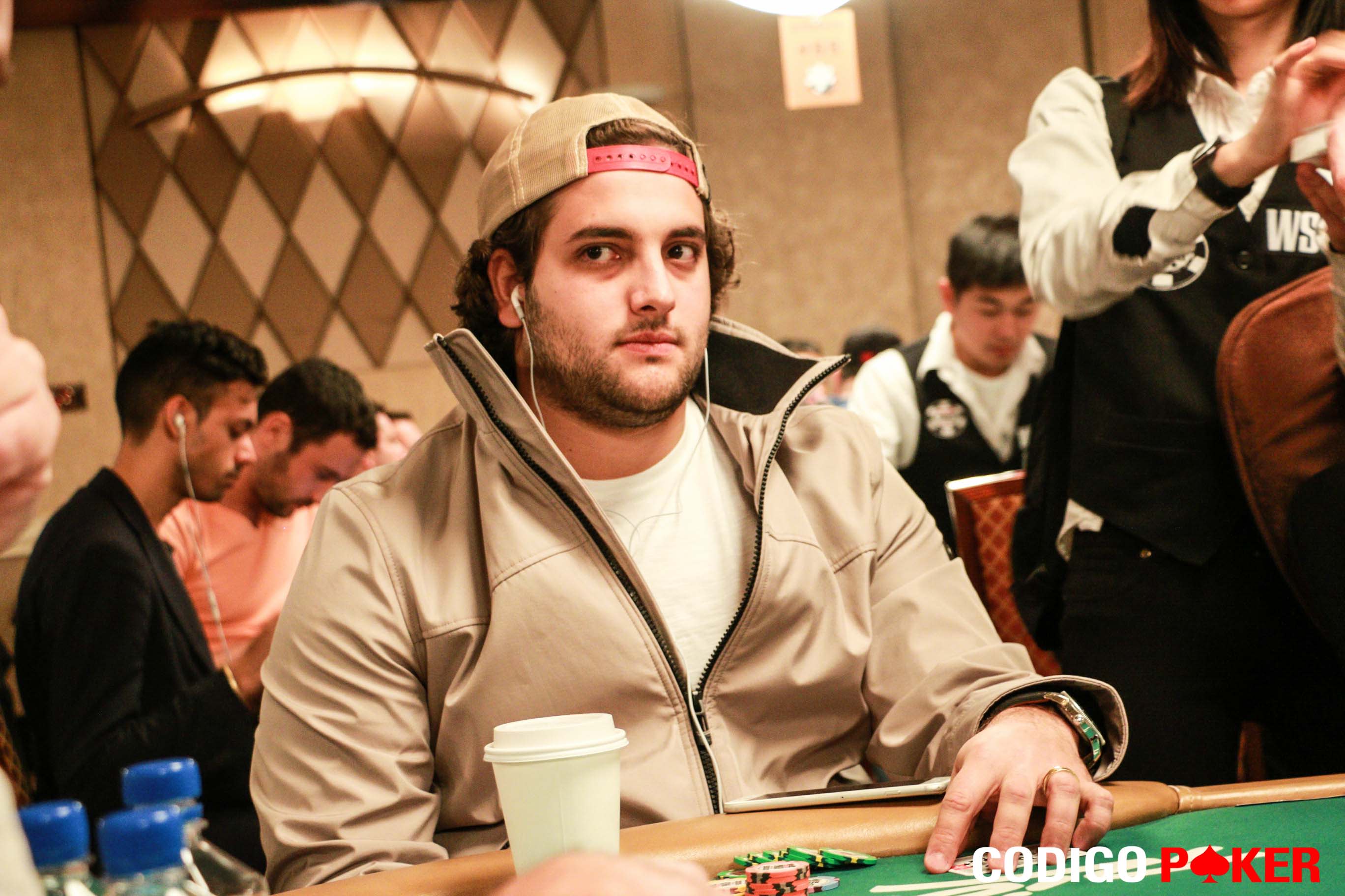partypoker suma a Joao Simao a sus filas