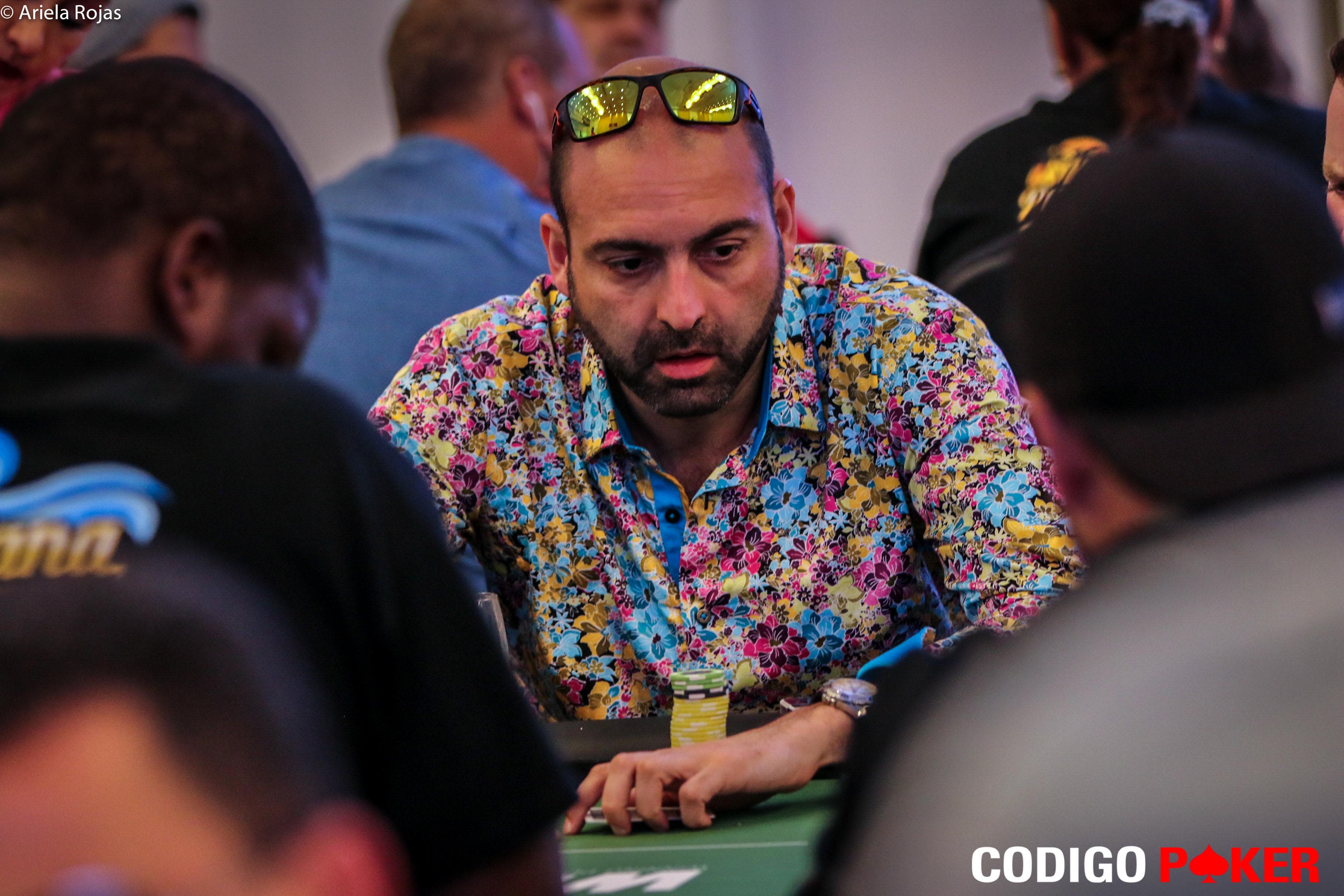 Grinder Report: toda la acción de los paños virtuales