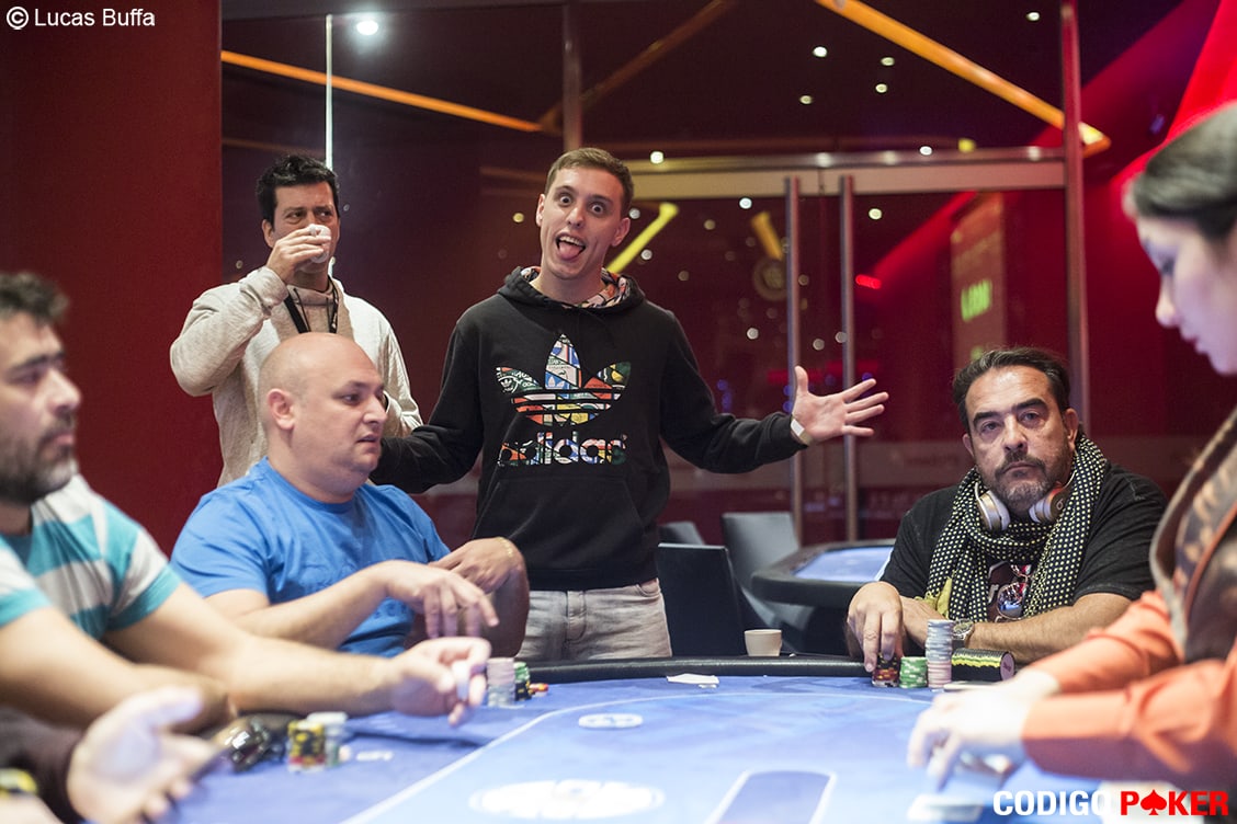 Mira cómo xPastorcitox se clasifica al The Cage Live