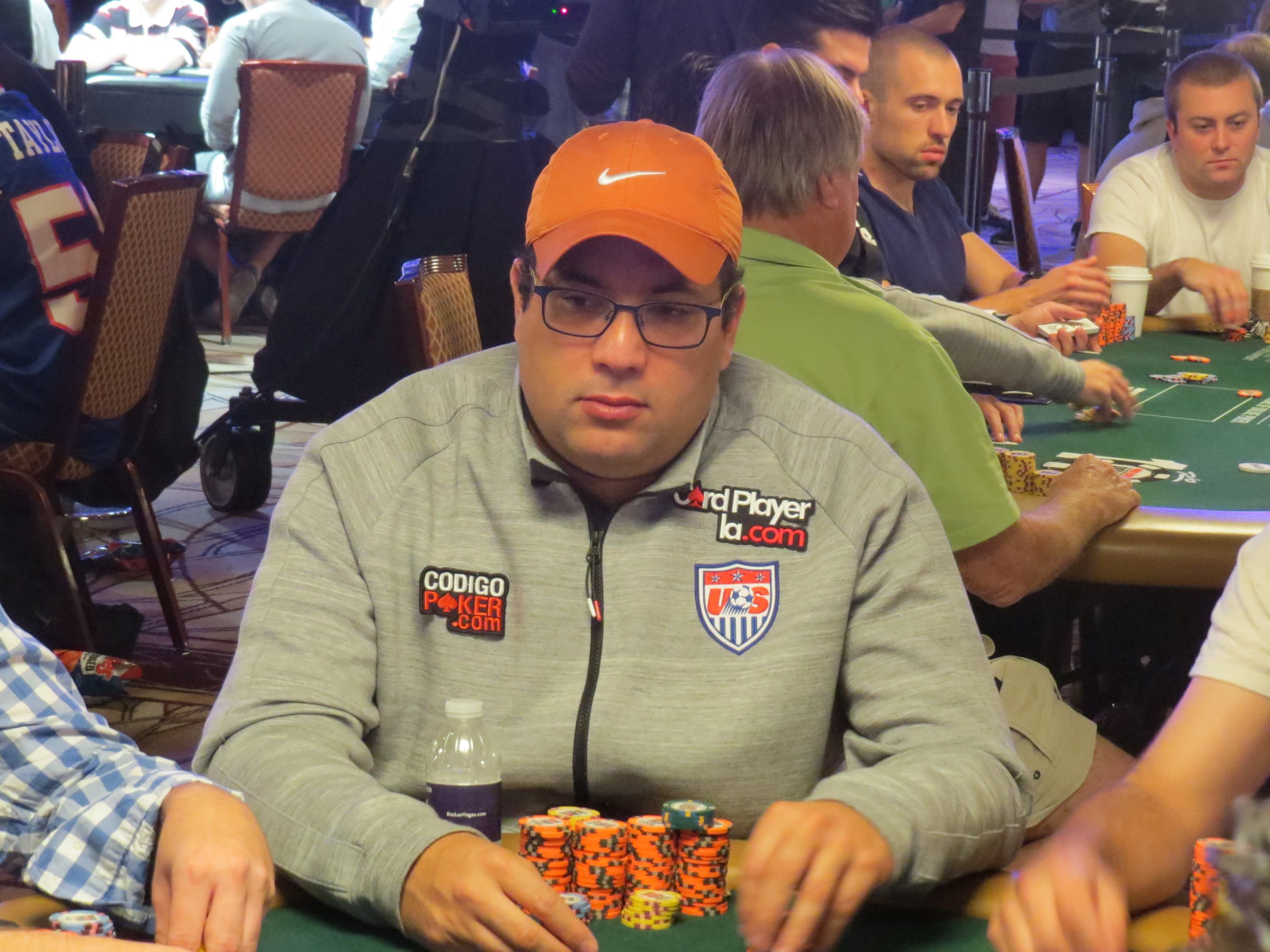 Volvió: Leo Emperador ganó el Hot 215