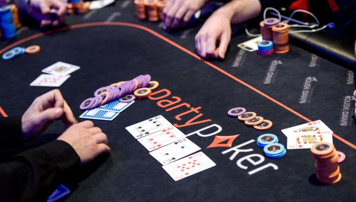 CodigoPoker distribui 10 tickets de US$215 para a KO Series