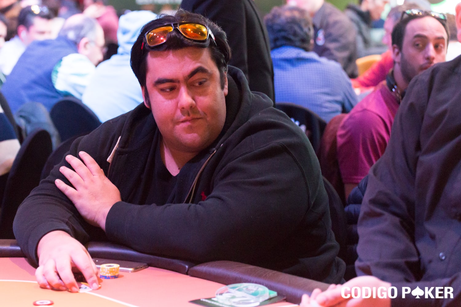 Grinder Report: toda la acción de los paños virtuales