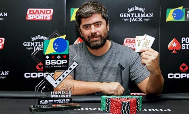 Jeckeln cerró su viaje a Brasil a puro carnaval