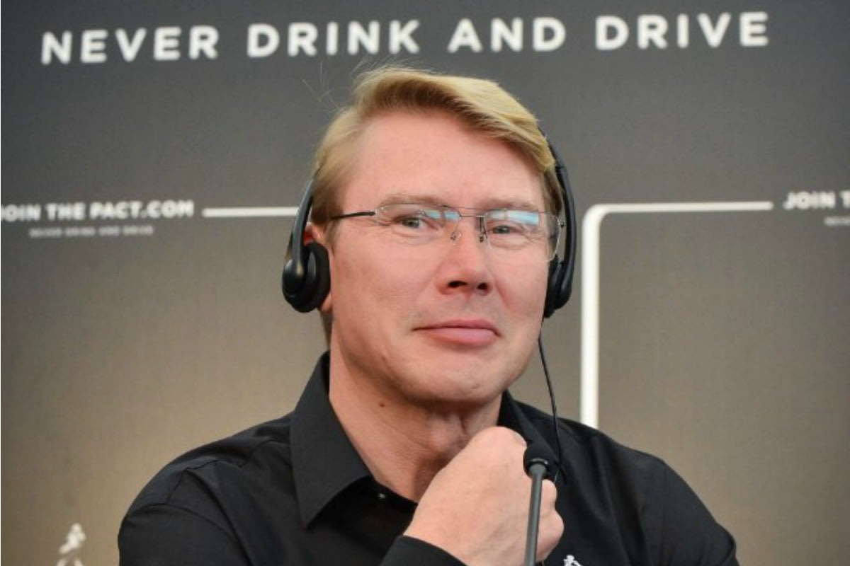De las pistas a los paños: Mika Häkkinen se suma a Unibet