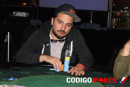 En poker, La Roja fue campeón y por partida doble