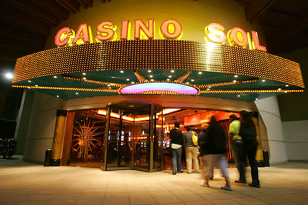 La emoción del poker llega al casino de Osorno