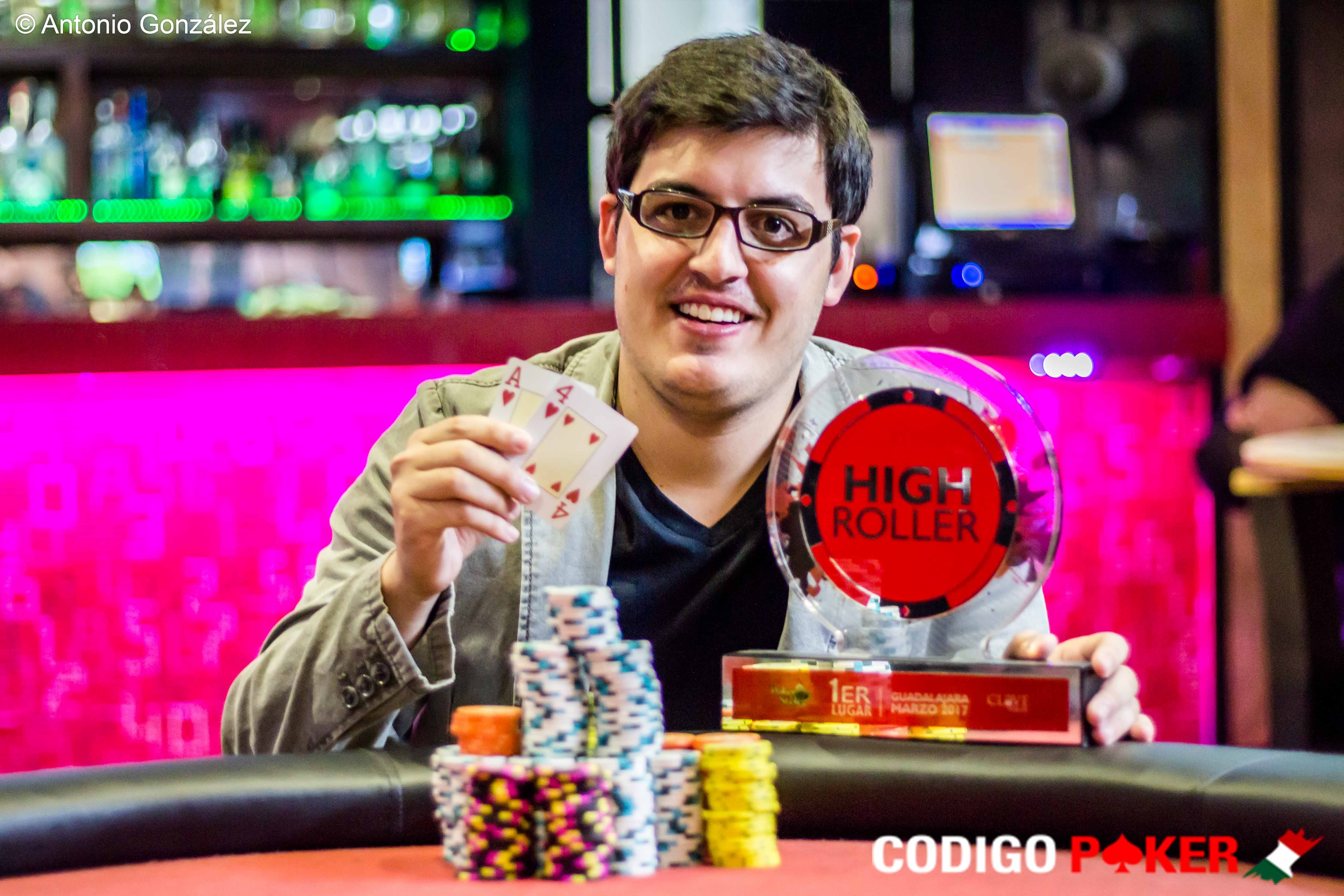 José Juan Gómez se llevó el High Roller de Poker Style