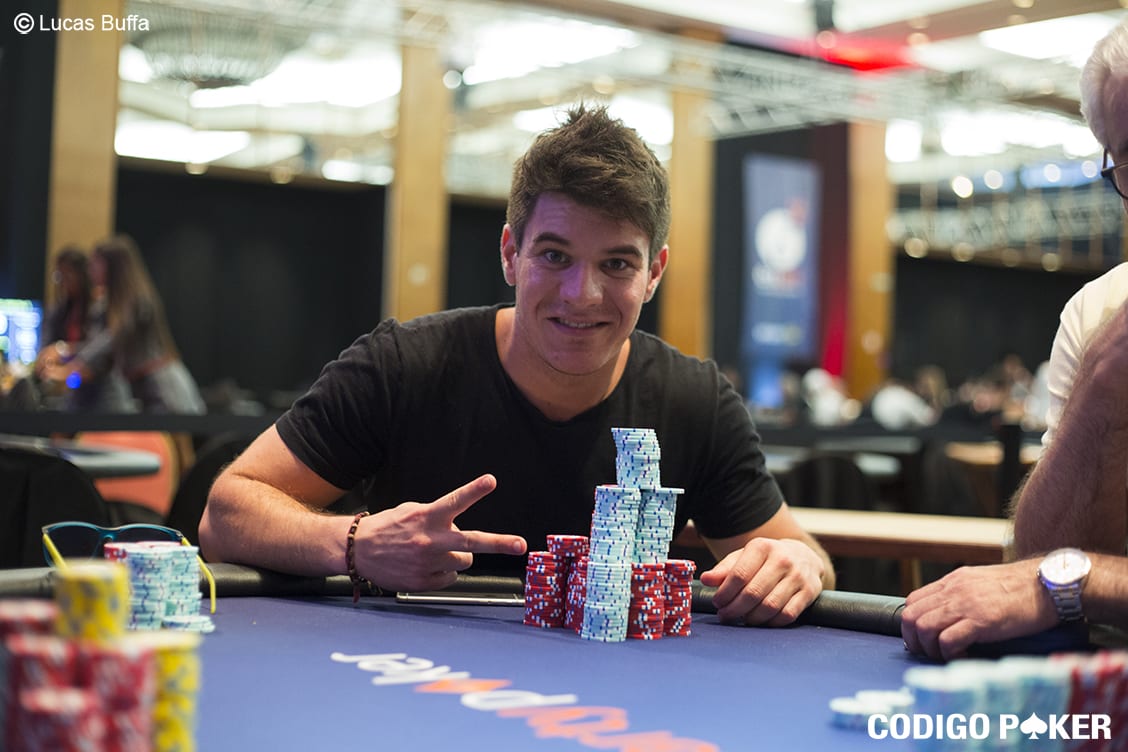 Otro charrúa en llamas: 1-2 de Tito en PokerStars