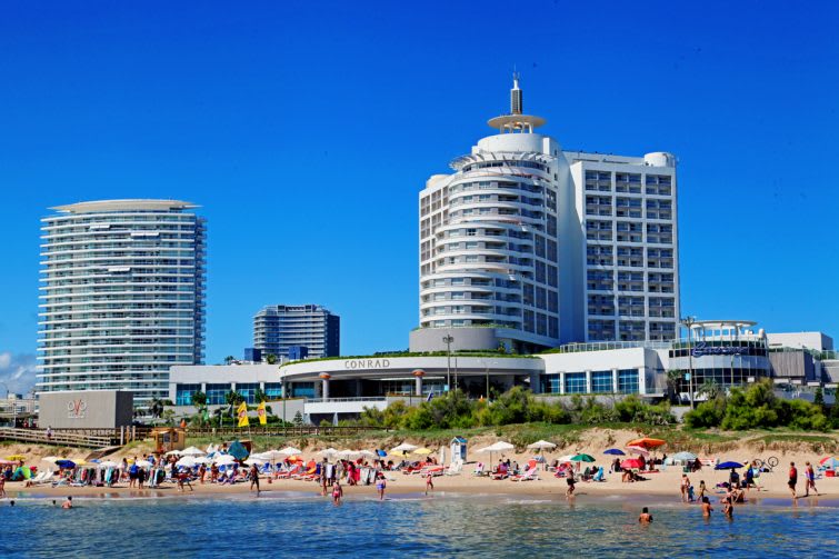 Hoy se van 10 paquetes más para el LAPC de Punta del Este