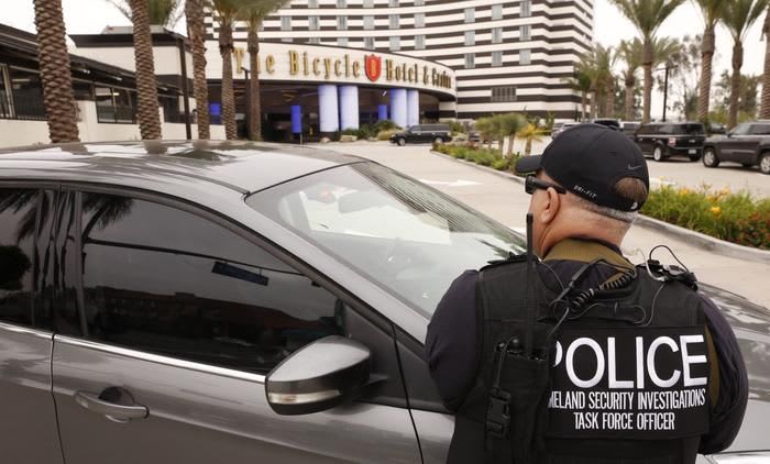 El FBI allanó uno de los templos del poker en Estados Unidos