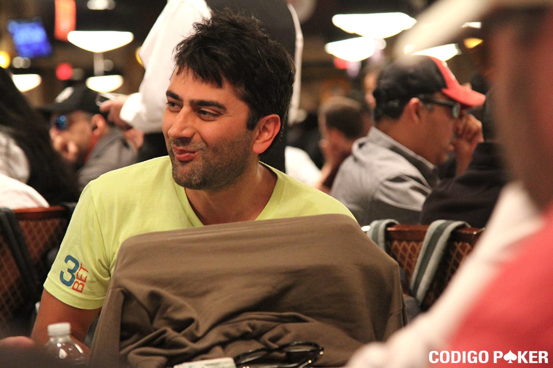 Esfandiari recibió su regalo de navidad un mes anticipado