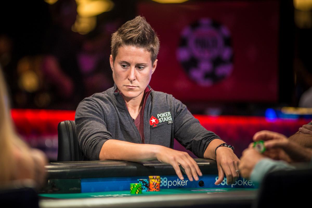Vanessa Selbst vuelve a jugar para combatir a Trump