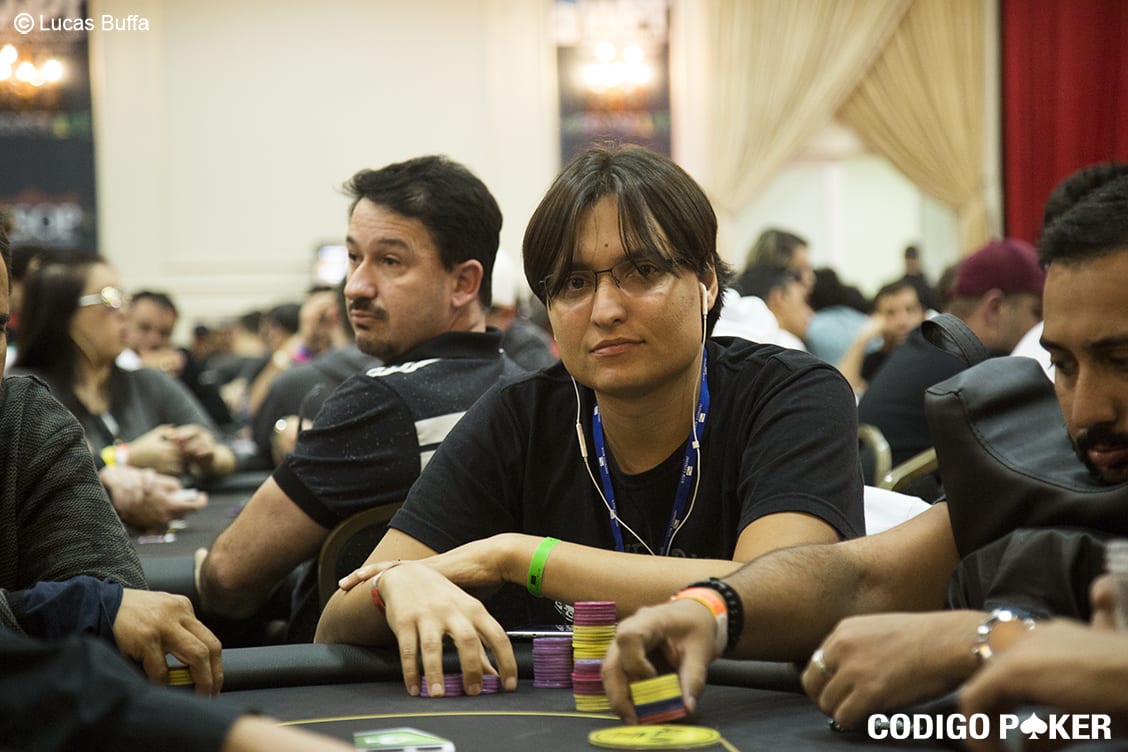 Fernando Araujo lidera el Warm-Up en Uruguay