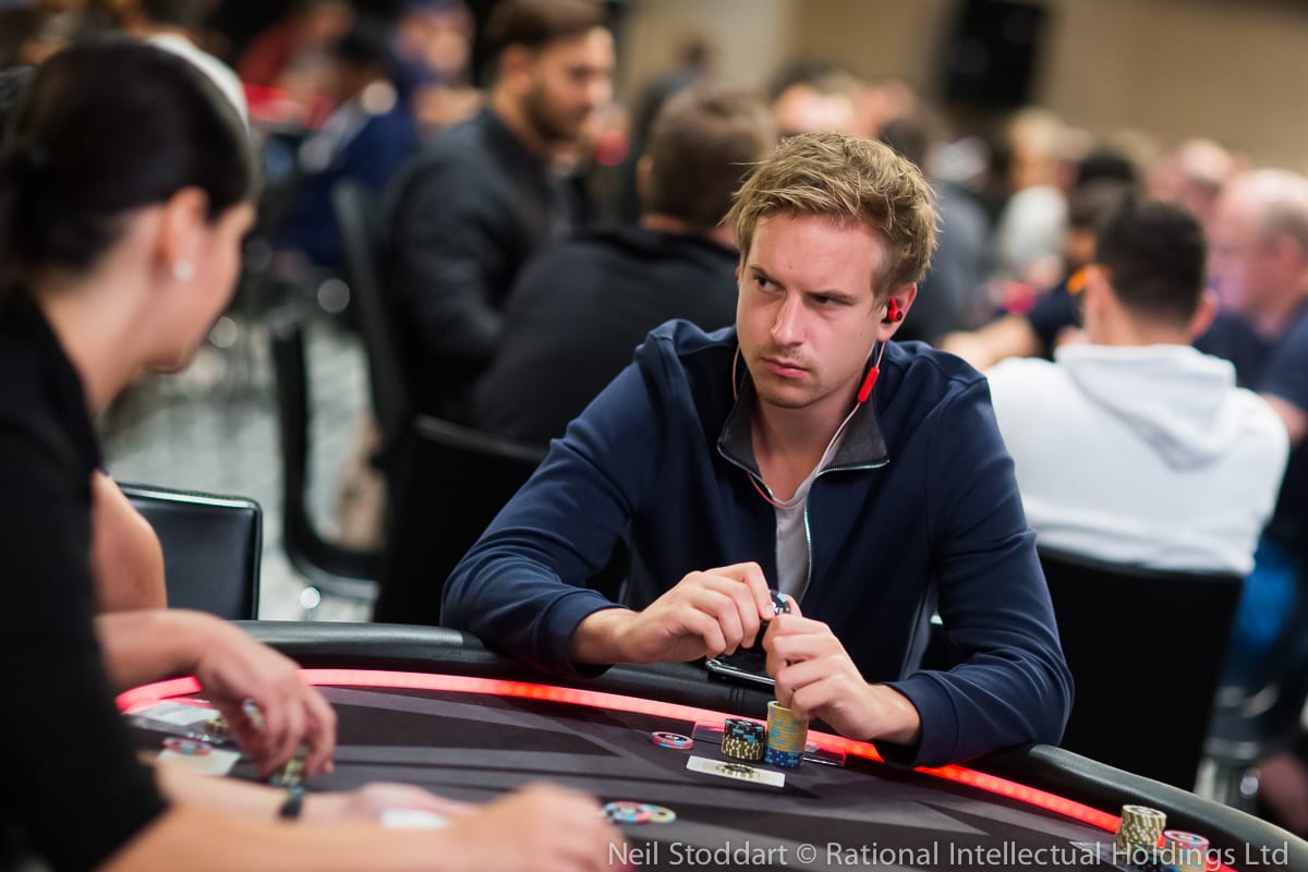 Isildur1 finaliza el mes a toda orquesta