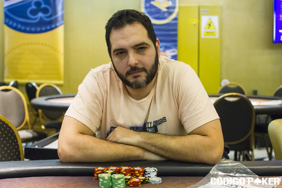 Esteban Elía lideró el Día 1 del Madero Poker Black 50K