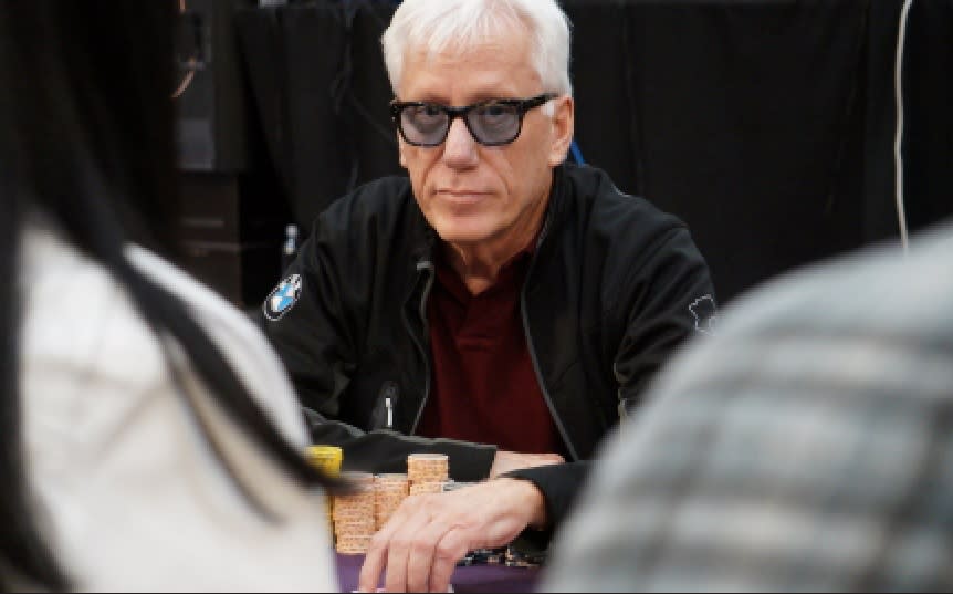 El anillo se le sigue negando a James Woods