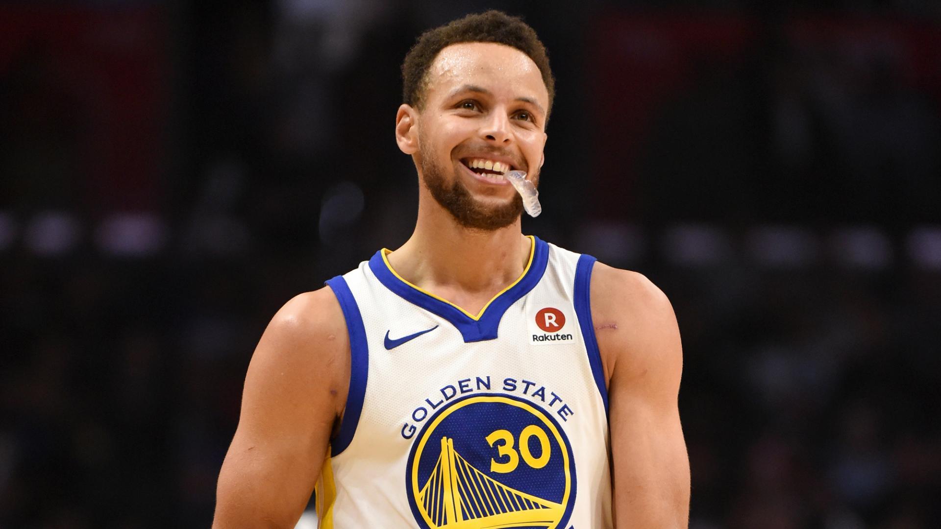 ¿Con quién quisieras jugar, con Durrrr o Stephen Curry?