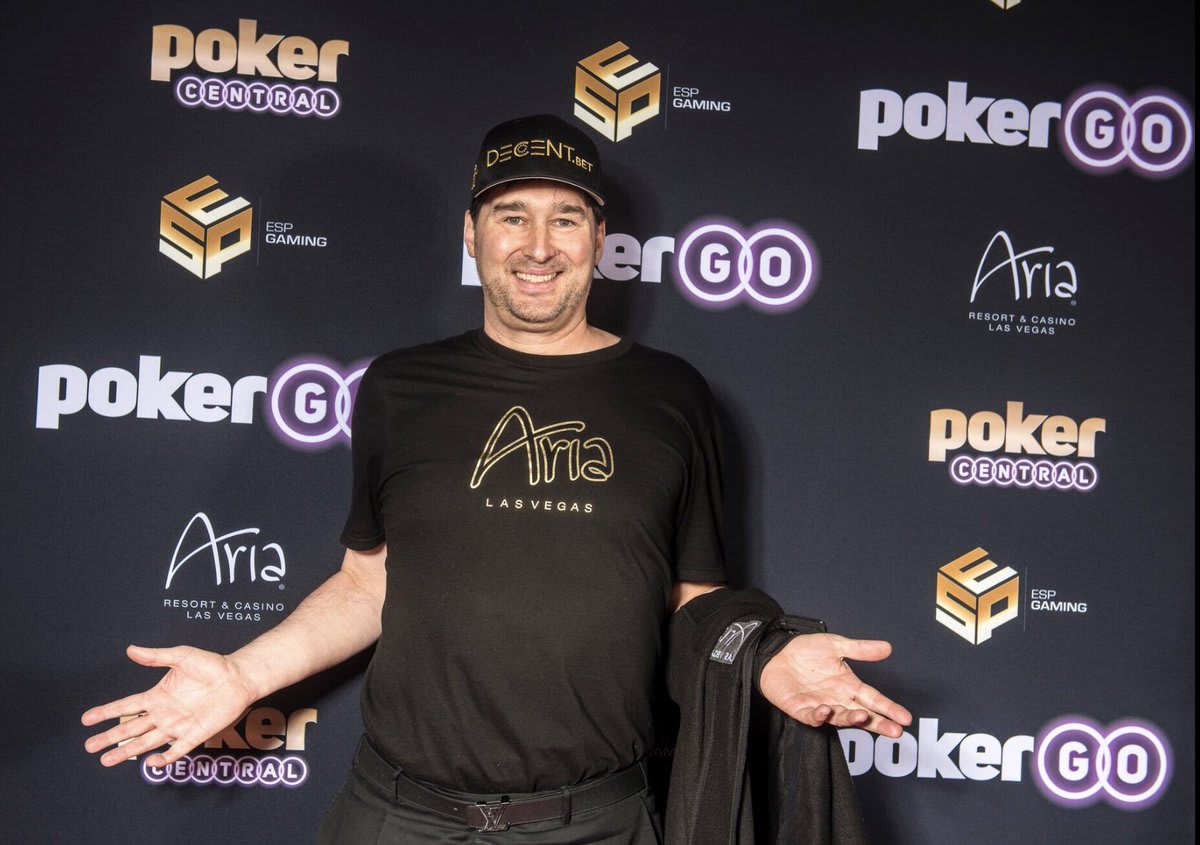 Hellmuth, del hospital a una mesa de poker en 48 horas