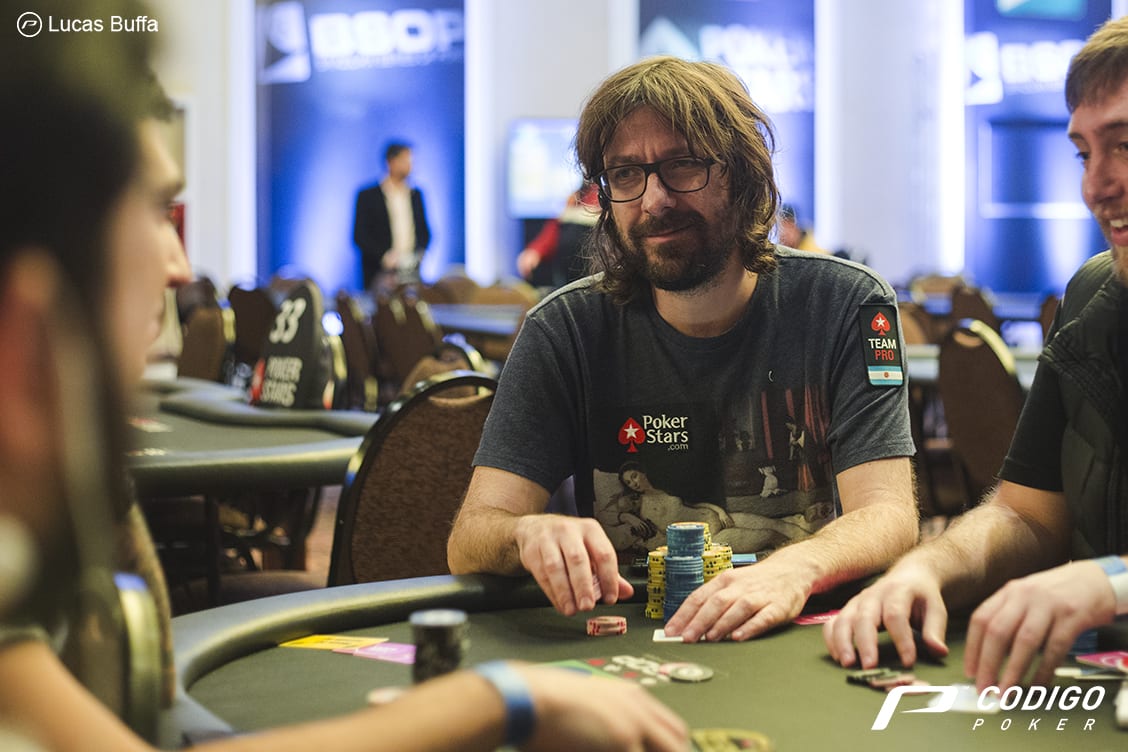 Astro argentino Leo Fernandez lidera BSOP Iguazu após Dia 1A