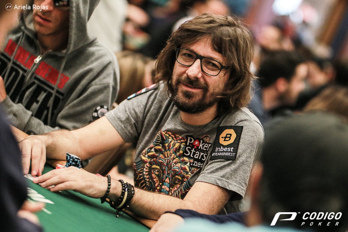 Leo Fernández regala un paquete al BSOP Iguazú