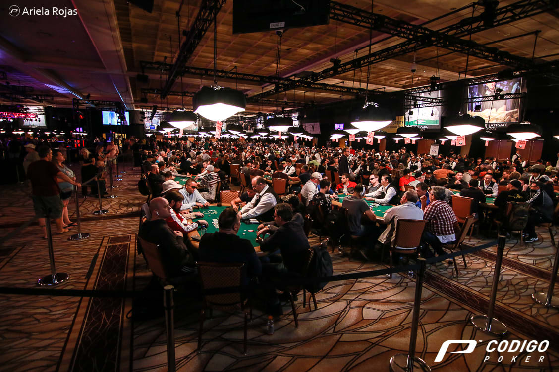 La Armada Latina pisó fuerte en el Día 1B del Main Event