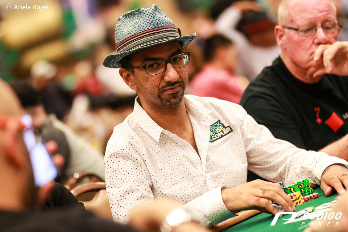 La importancia de la iniciativa y la posición en el poker