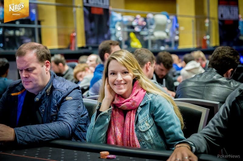 Latinos a los balazos limpios en el Monster Stack