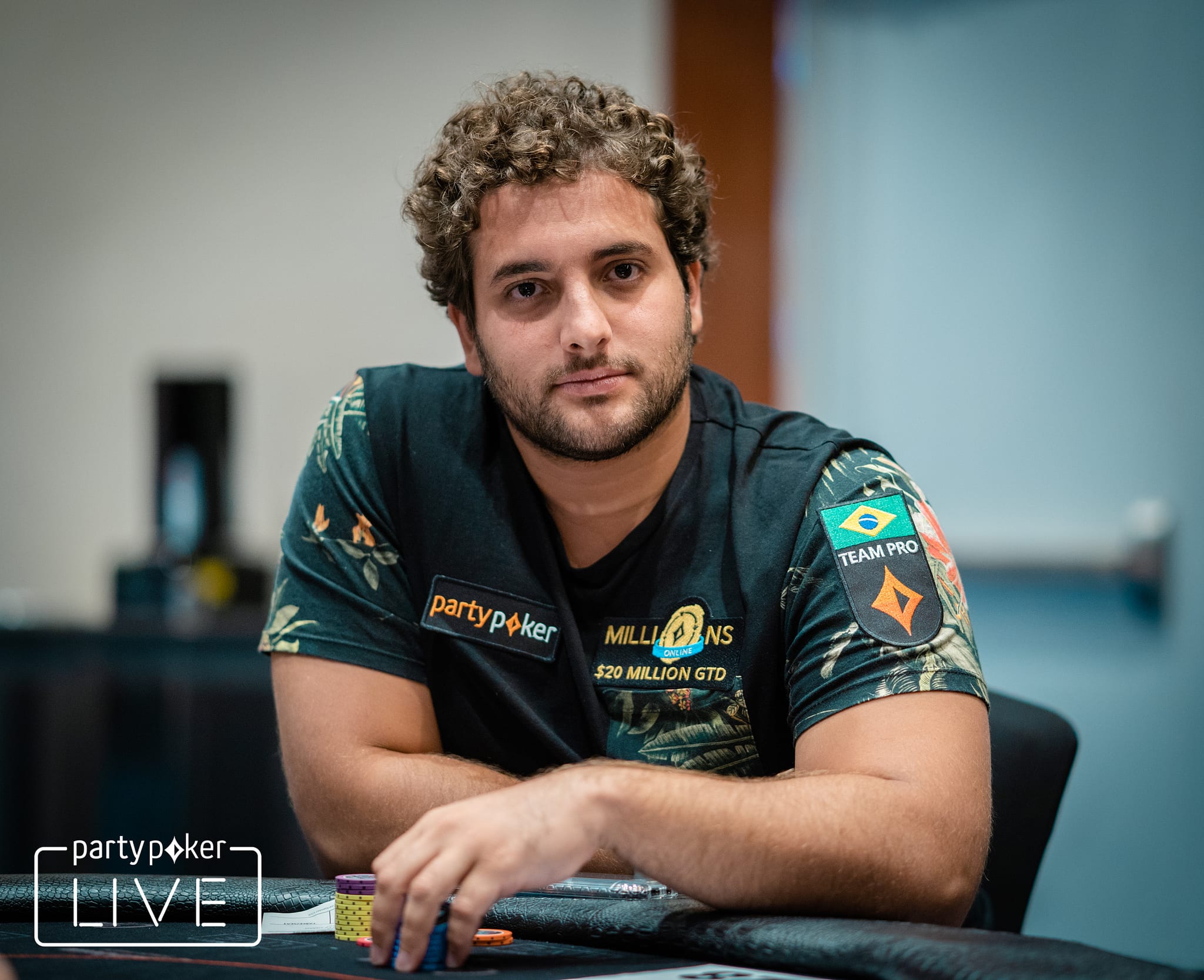 João Simão se garante no top 20 do ME do PCA; #1 leva $ 1.5 milhão