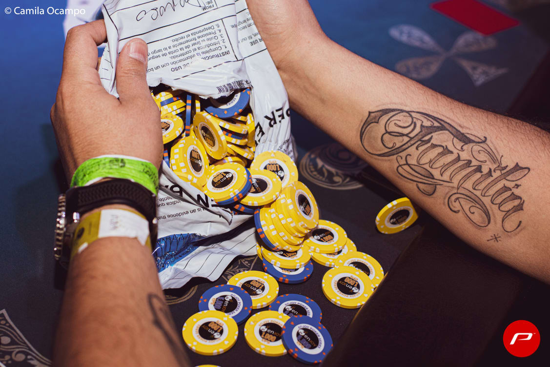 El panorama para hoy en Chile: ¿Poker o travesura?