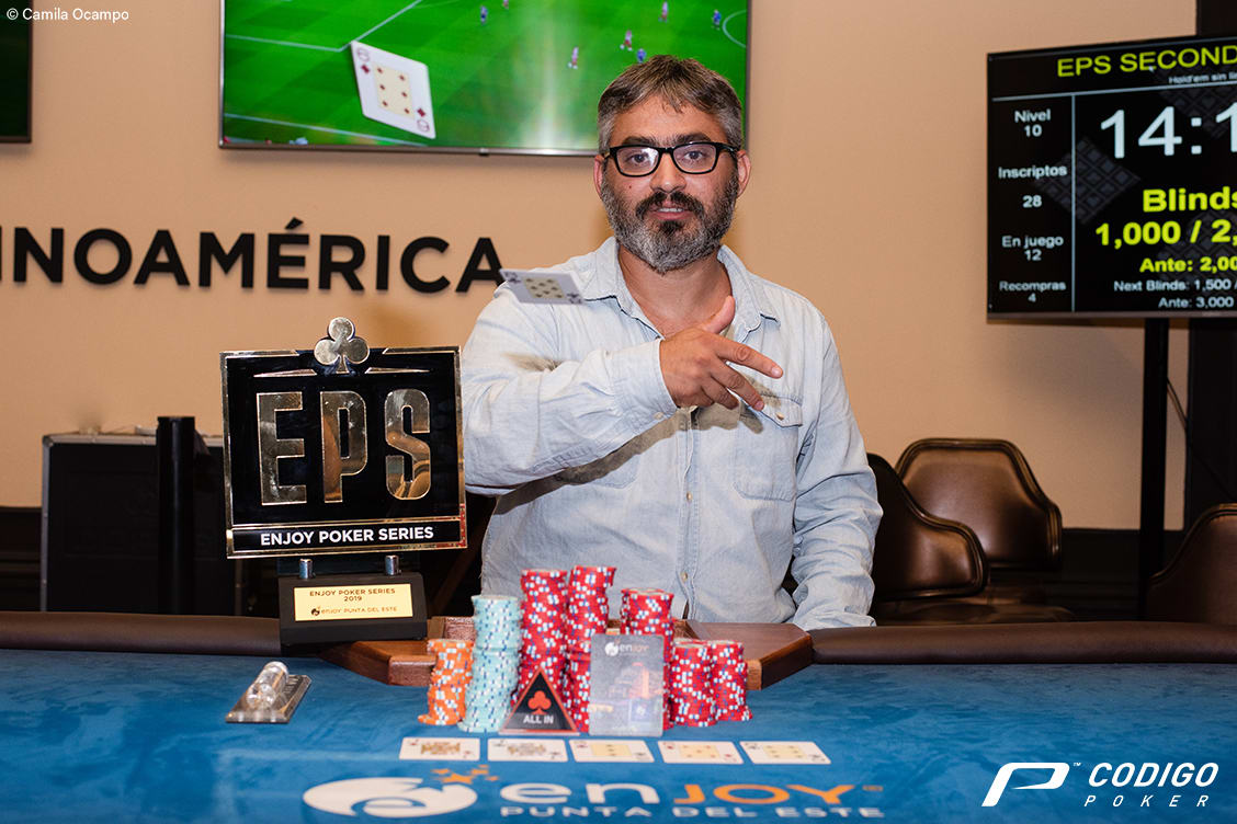 Lo hizo de nuevo: Pérez ganó la corona en Punta del Este