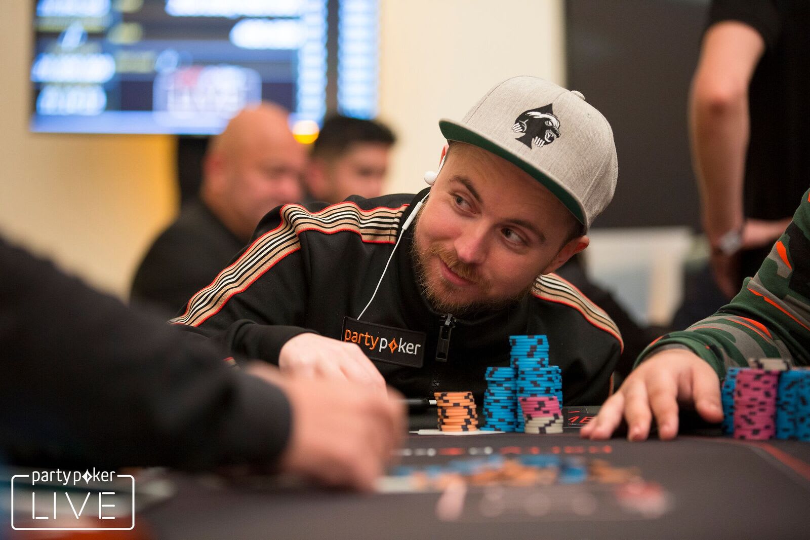 El MILLIONS Online Main Event avanza con el Día 1C