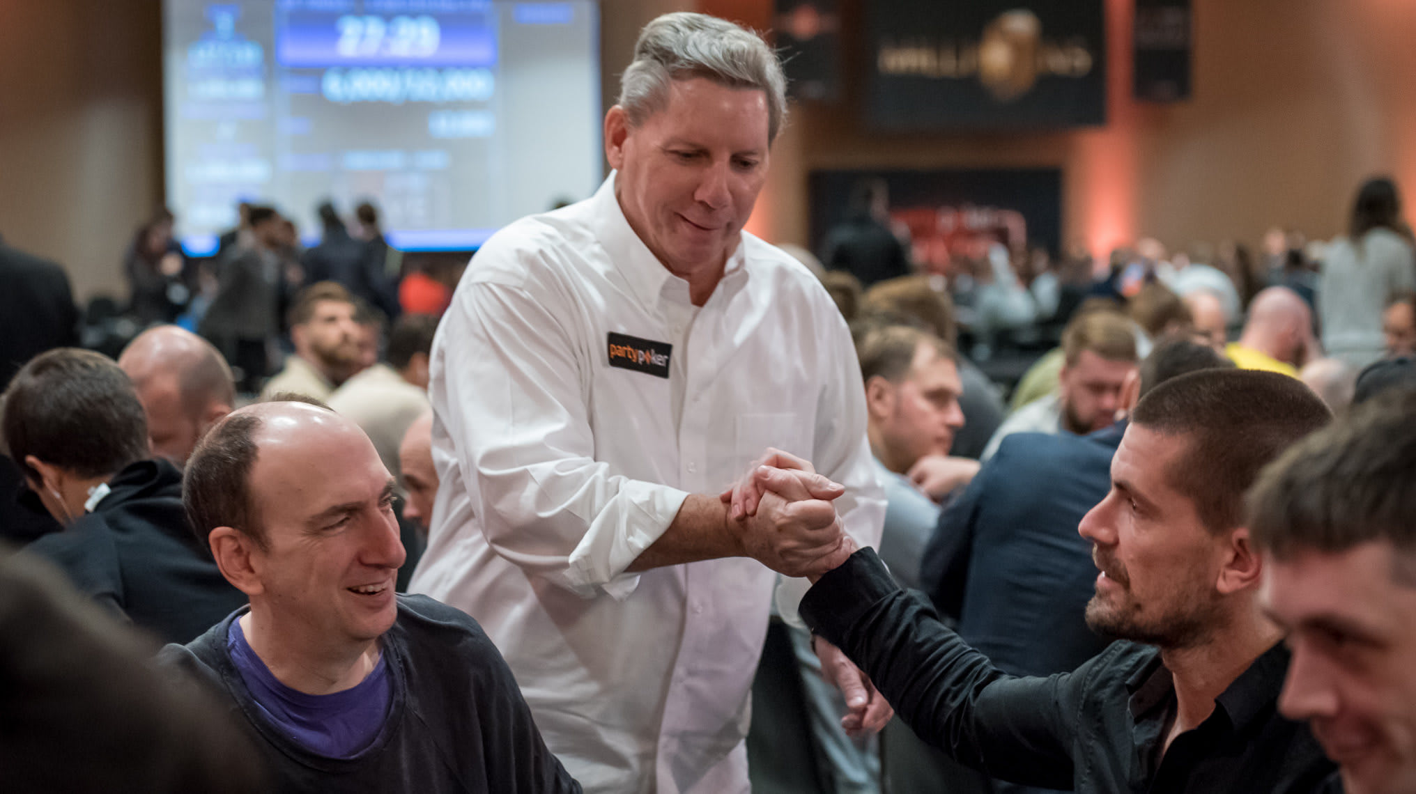 Mike Sexton, su lucha contra el cáncer y el apoyo del ambiente