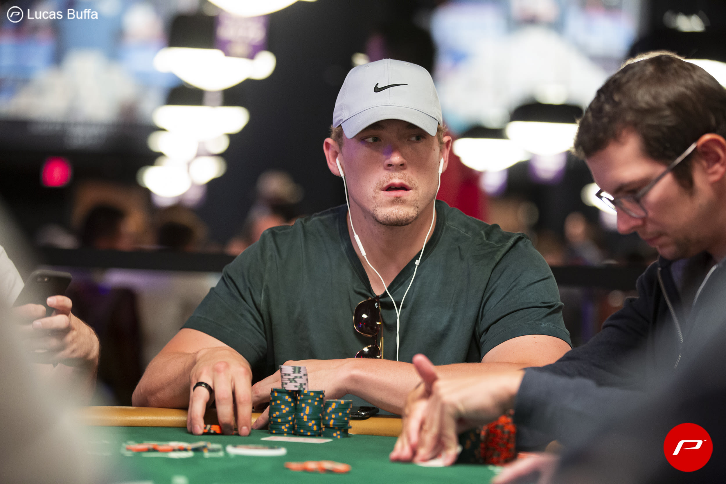 Foxen sigue prendido fuego en el High Roller Club