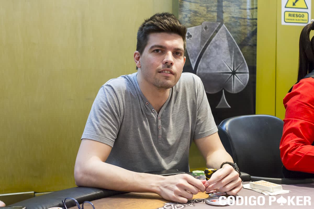 KO Series, Día 3: Peláez tiene asistencia perfecta