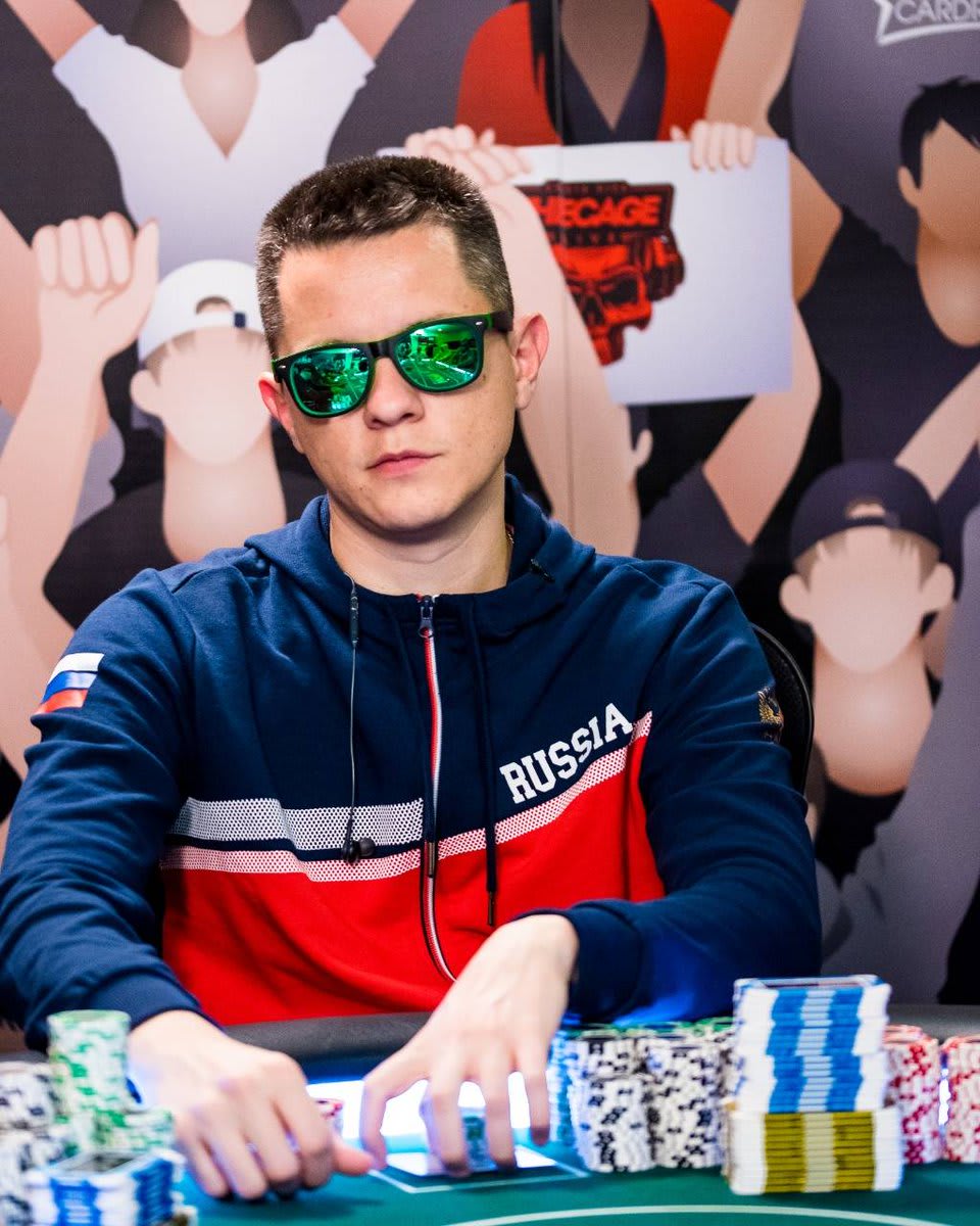 Un ruso se quedó con el dinero en The Cage Live