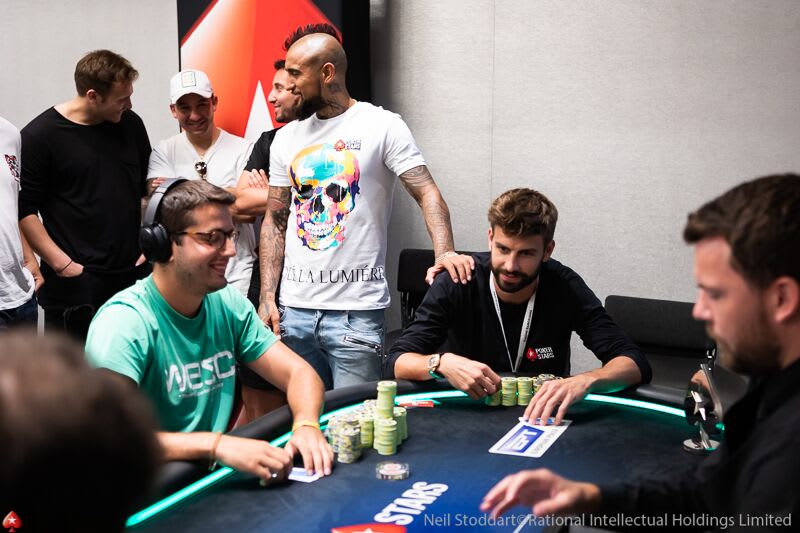 Vidal y Piqué llegaron a la Mesa Final en Barcelona