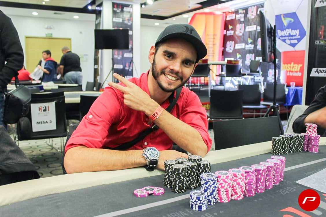 Acevedo fue el que voló más alto en el Día 1A