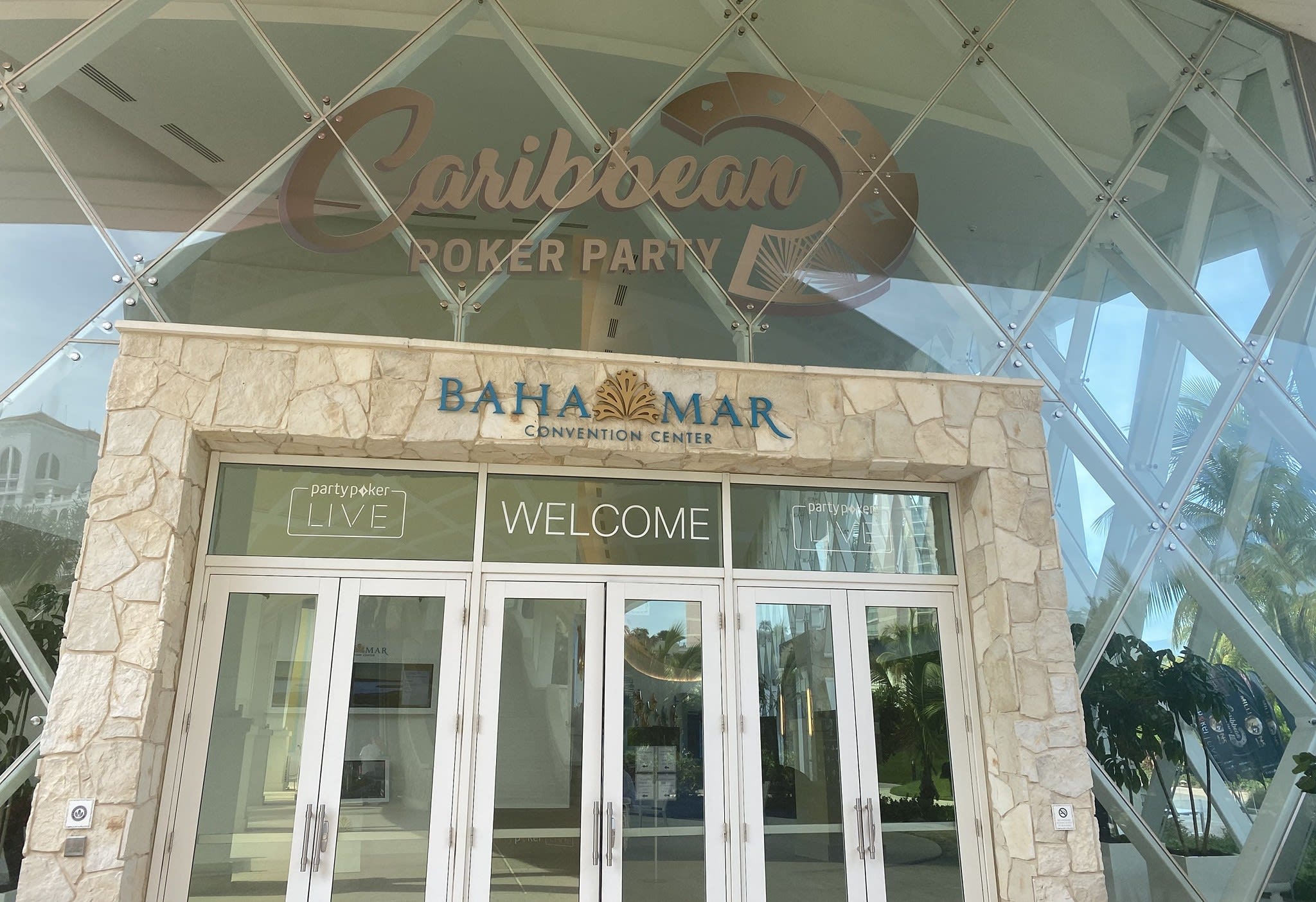 Larga el Caribbean Poker Party en Bahamas