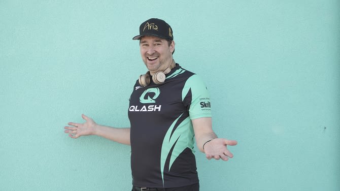 Phil Hellmuth se une al mundo de los Esports