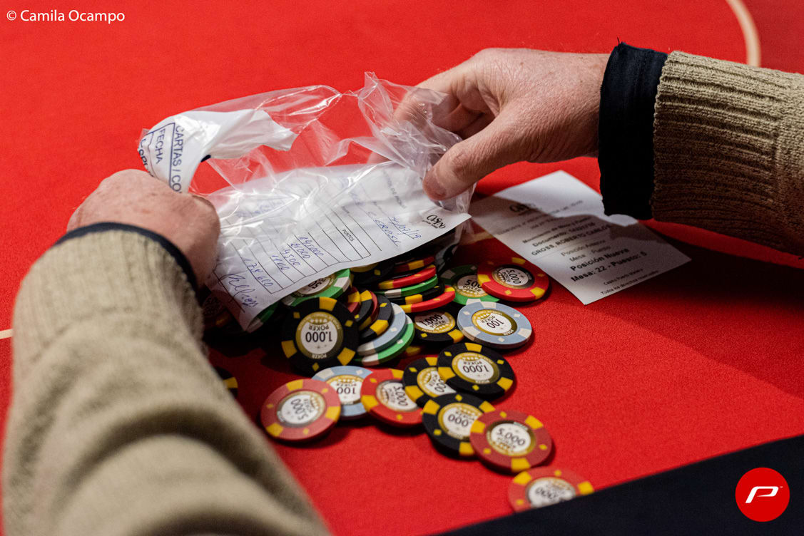 ¿Cashout o subir de nivel en el poker? Depende…
