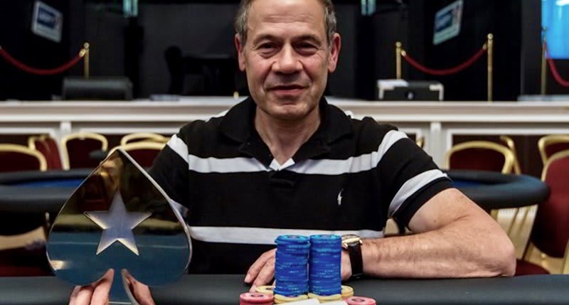 El fundador de PokerStars se entrega en EE.UU.