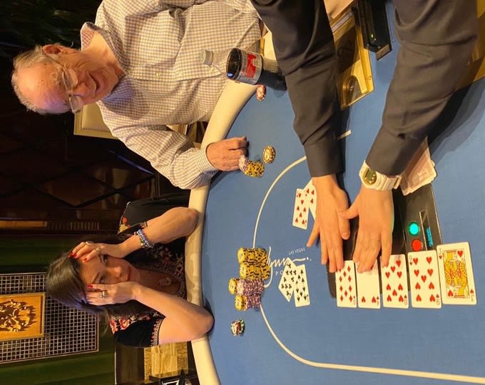 Poker vs. escalera color, el calvario de Jennifer Tilly