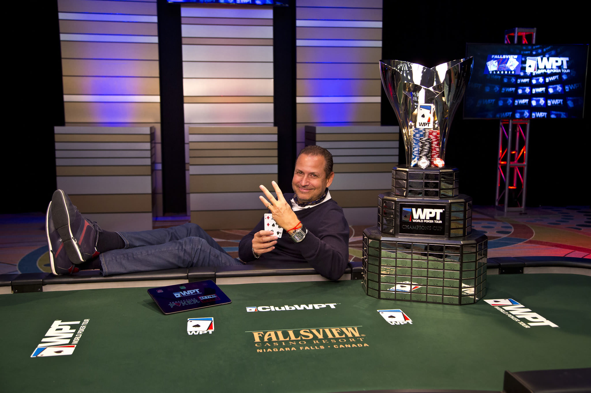 Eric Afriat es el nuevo tricampeón del WPT