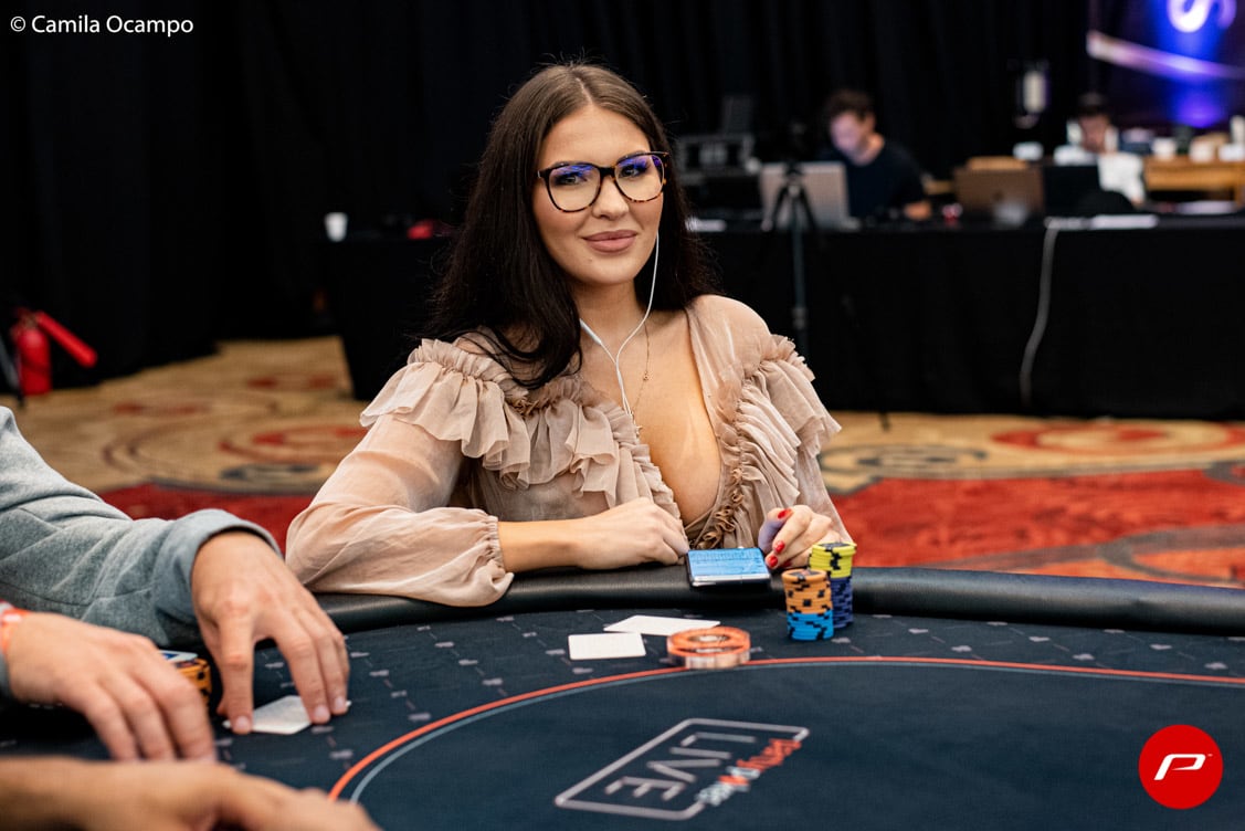 Krashennikova le ganó a Bicknell en el Irish Open Online