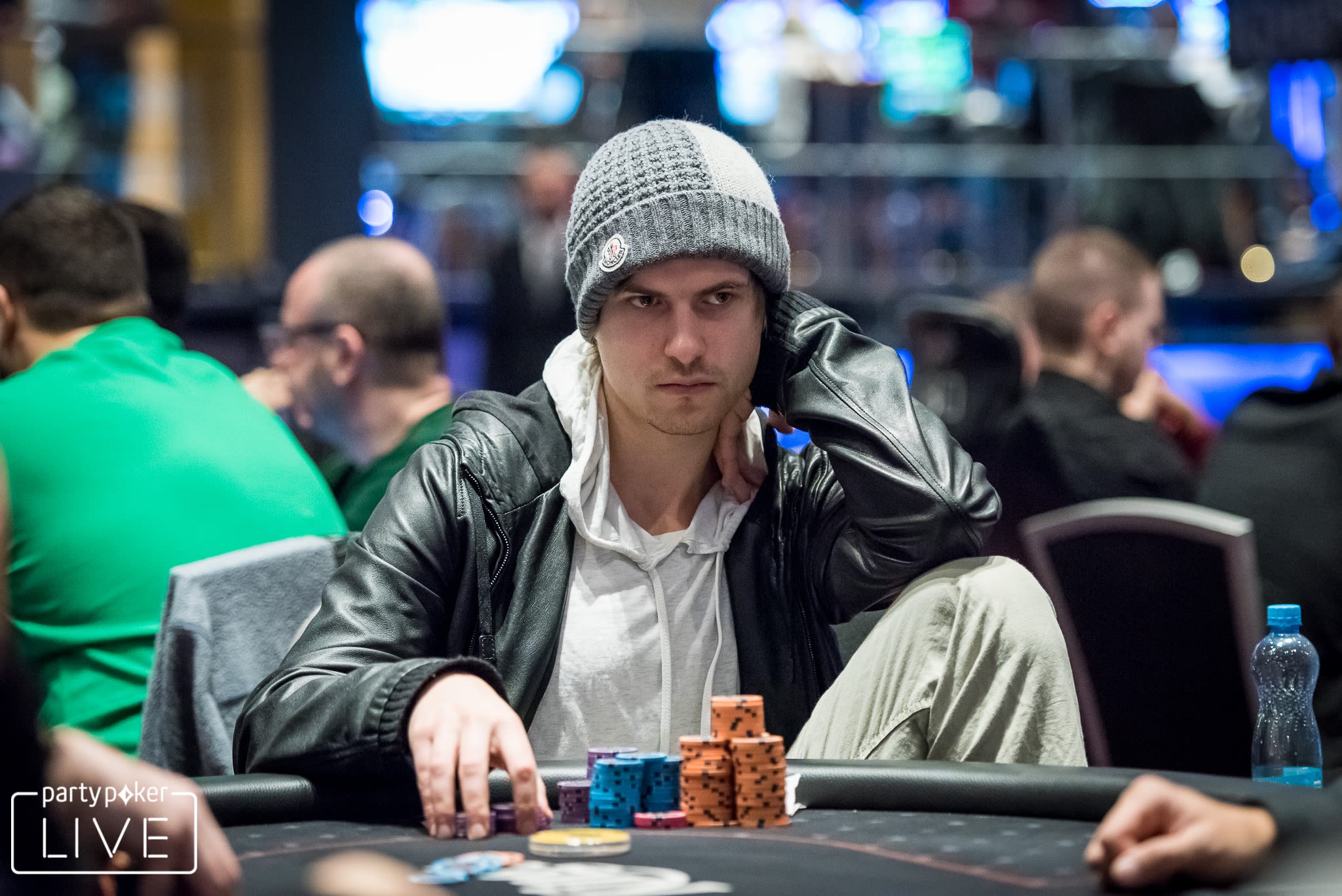 Blom lo hizo de nuevo: ganó otro Super High Roller Bowl