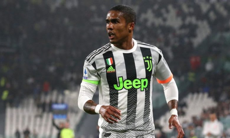 El poker reunió a destacadas figuras en torno a la solidaridad