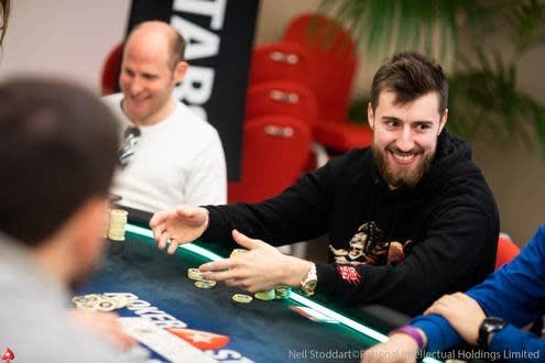 «Podría jugar borracho contra el ganador del Galfond Challenge»