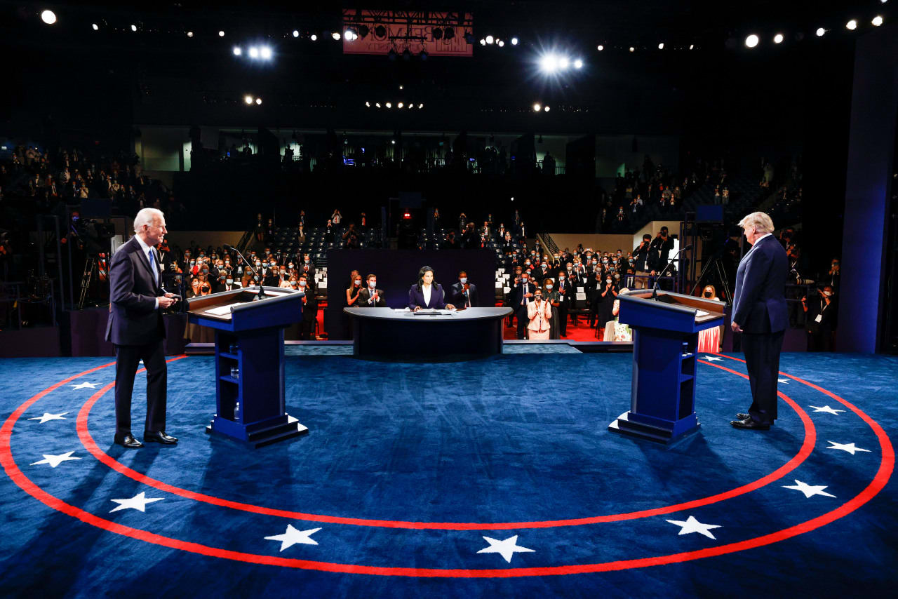 Los jugadores dejaron ver sus cartas en el último debate presidencial