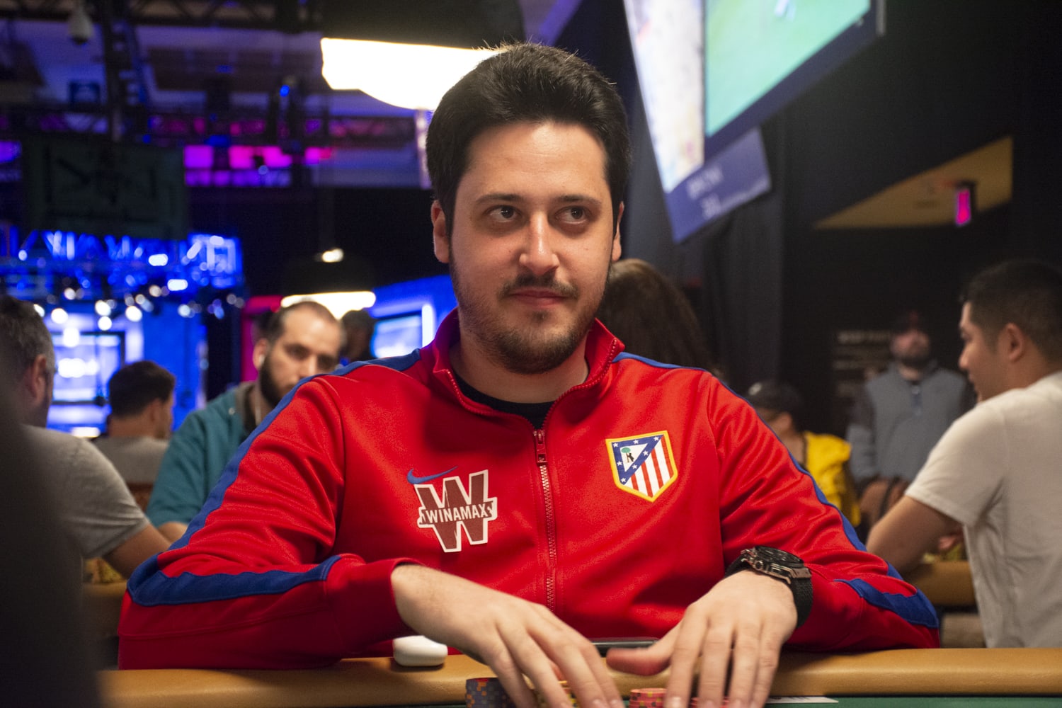CPP Online: Adrian Mateos lidera field estrelado em decisão do Super High Roller de 25 K