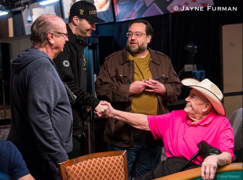 Brunson dice que Hellmuth es el mejor en torneos de NLH